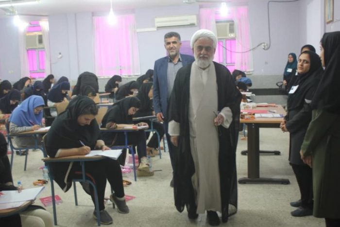 بازدید سرپرست فرمانداری مسجدسلیمان از نحوه برگزاری کنکور سراسری