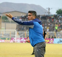 یک مربی بومی دستیار مهدی تارتار در نفت مسجدسلیمان شد