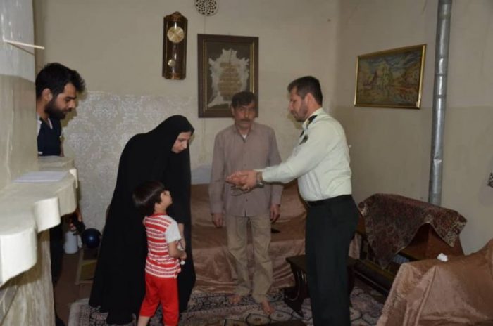 فرماندهی انتظامی شهرستان مسجدسلیمان با خانواده شهید ” سروان محمد مراد بهزادی” دیدار کرد