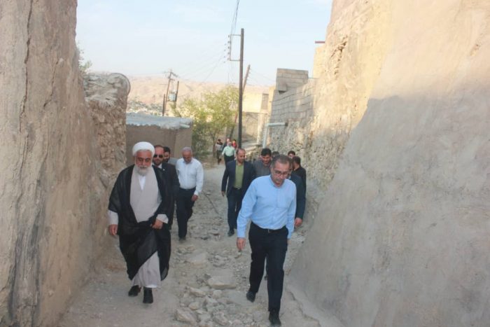 بازدید چند ساعته فرماندار و مدیران شهرستان مسجدسلیمان از مناطق زلزله زده