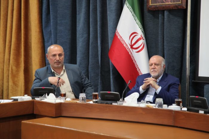 مهندس علی عسگر ظاهری خبر داد: وزارت نفت برای بازسازی و ساخت مسکن در مسجدسلیمان،۱۷۶ میلیارد تومان هزینه میکند/۷۸ هکتار از زمین های ارتش برای ساخت مسکن در اختیار دولت قرار میگیرد/پرداخت ۱۸۰ میلیارد تومان تسهیلات و وام های بلاعوض به خسارت دیدگان زلزله