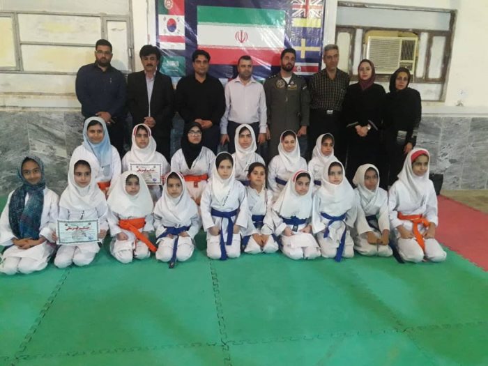 برگزاری جشن احدای جوایز قهرمانان مسابقات شهرستانی تیم هوانیروز به مربیگری شیهان نسترن صالحی برگزار گردید + تصاویر
