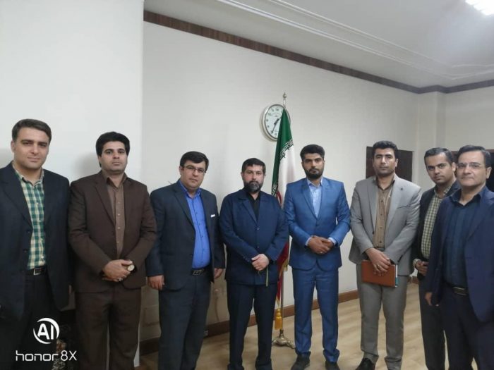 مقاومت مجمع انتخاباتی جوانان در مقابل جریان نوظهور تمامیت خواه در حوزه جوانان + تصاویر