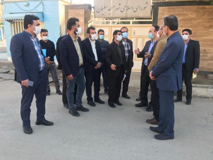 بازدید رئیس شورا، شهردار و مدیر عامل شرکت نفت مسجدسلیمان از محوطه چاه شماره یک نفت