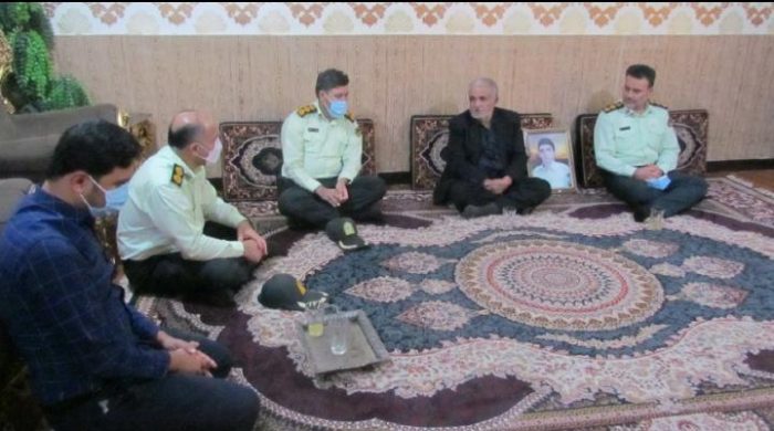 دیدار فرمانده انتظامی شهرستان مسجدسلیمان با خانواده شهید” محسن بختیاری خواه”