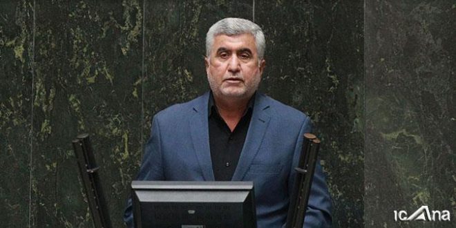 ورناصری در موافقت با کلیات برنامه ها و کابینه پیشنهادی دولت سیزدهم:  مسائل اصلی کشور ناشی از تحریم، کمبود منابع و نبود خط مشی نیست