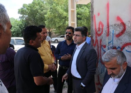 بازدید شهردار مسجدسلیمان از پروژه احداث کانال دفع آبهای سطحی محله نفتک لین ۳