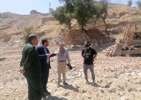 فرماندار مسجدسلیمان: آغاز عملیات نخاله برداری منطقه آلوده به نشت نفت و گاز در پشت برج / همزمان با نخاله برداری،بستر ایجاد فضای سبز فراهم خواهد شد