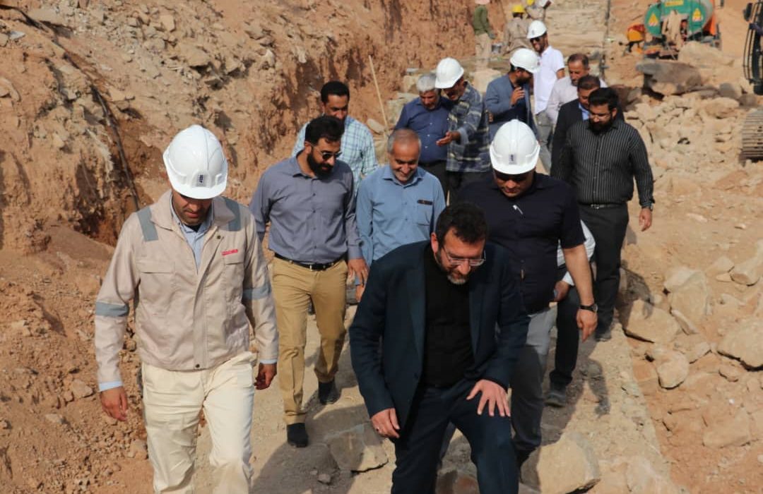 بازدید میدانی اعضای شورای اسلامی شهر و فرماندار از پروژه های شهرداری مسجدسلیمان