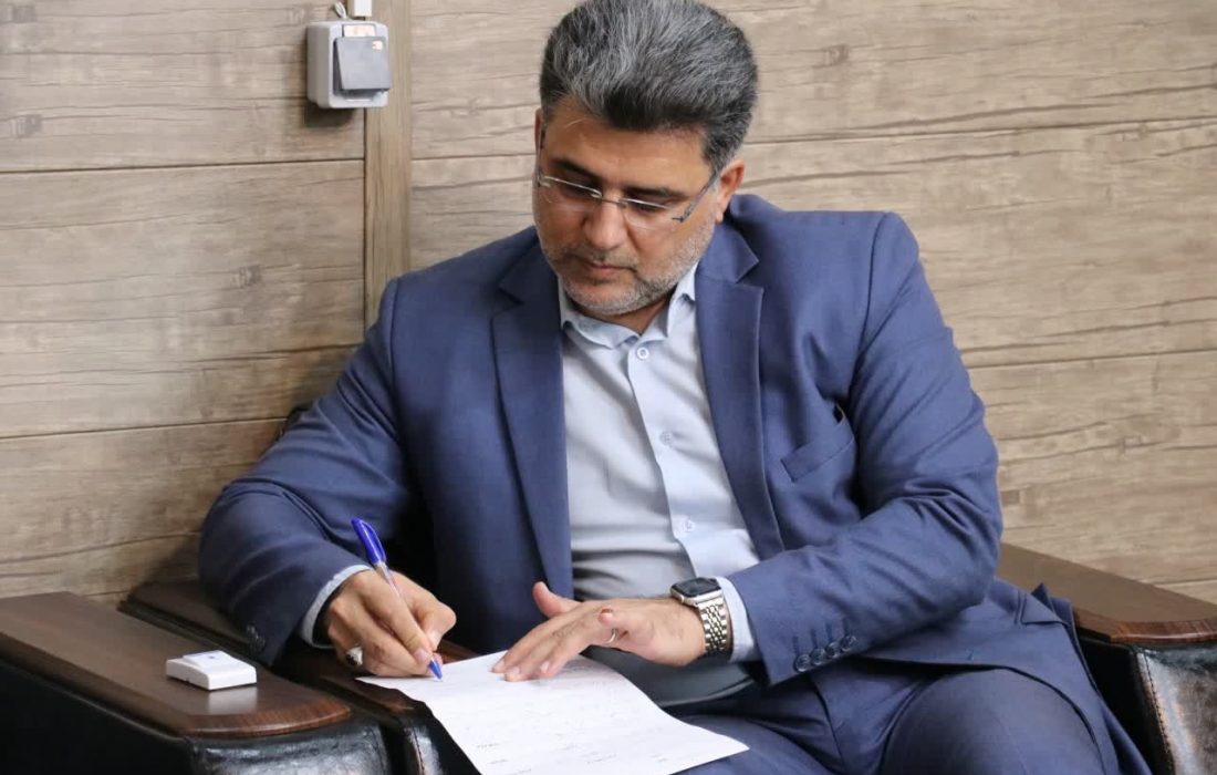 در راستای ارتباط مستقیم و چهره به چهره با شهروندان ملاقات عمومی با شهردار مسجدسلیمان صبح امروز برگزار شد