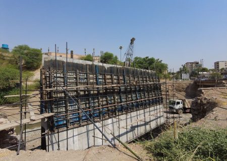 مدیرعامل شرکت بهره‌برداری نفت و گاز مسجدسلیمان خبر داد: پیشرفت ۴۵ درصدی پروژه احداث پل دوم «مالكریم» در مسجدسلیمان