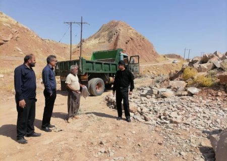 فرماندار مسجدسلیمان: شروع عملیات بهسازی و آسفالت مسیر دسترسی روستای منصورآباد با اعتبار هفت میلیارد تومان / پوشش مسیر دسترسی ۳ روستای بخش مرکزی با اجرای این پروژه 
