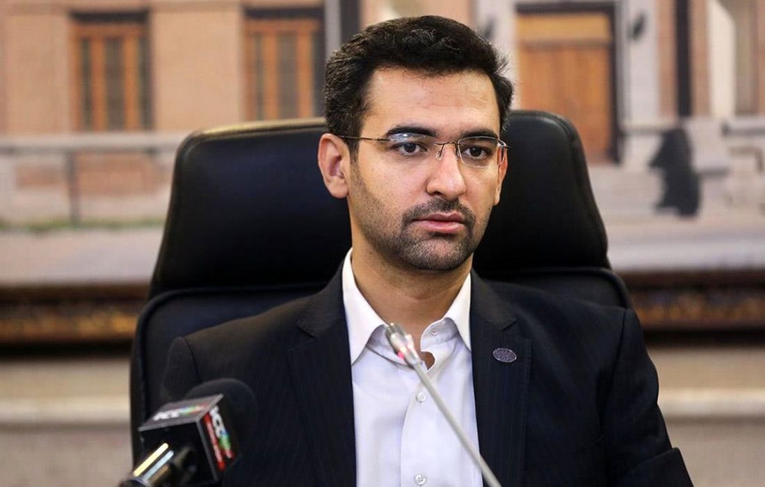 آذری جهرمی به صداوسیما: این انقلاب بی نام امام خمینی در هیچ جای جهان شناخته شده نیست