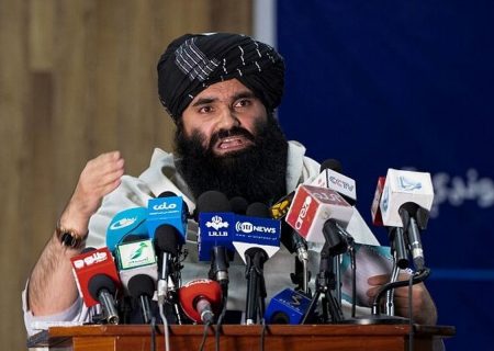 اختلاف درون گروهی طالبان رو شد/ سخنگو در مخالفت با حقانی به حمایت از «امیر» برخاست
