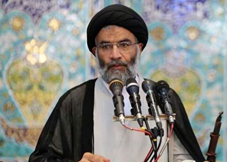 از مسئله حجاب کوتاه نمی‌آییم/  غیرت هیچ مرد غیور ایران اسلامی اجازه نخواهد داد که زن بدون پوشش در خیابان ها پرسه بزند