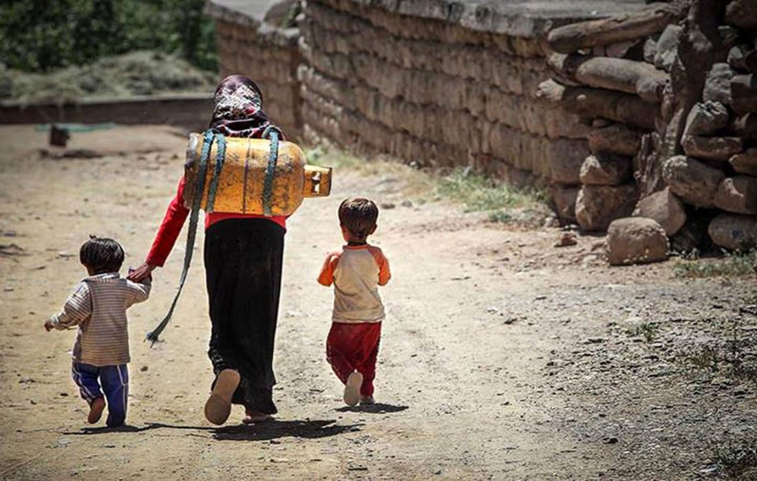 اعتراض روزنامه جمهوری اسلامی به گرانی‌ها: در کشور ثروتمندی مانند ایران، وجود فقر قابل قبول نیست