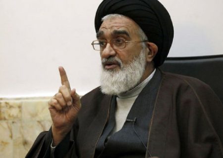 امام جمعه قم: اگر ازدواج کنید و فقیر باشید خدا رزق شما را می‌دهد