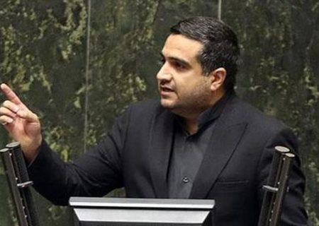 انتقاد شدید یک نماینده از ماجرای عدم پرداخت حقوق معلمان: خیانت بود! چرا در کشور نسبت به محاکمه خائنین بی توجه هستیم؟/ نه تنها سفره ها کوچک شده، بلکه سفره ها جمع شده است