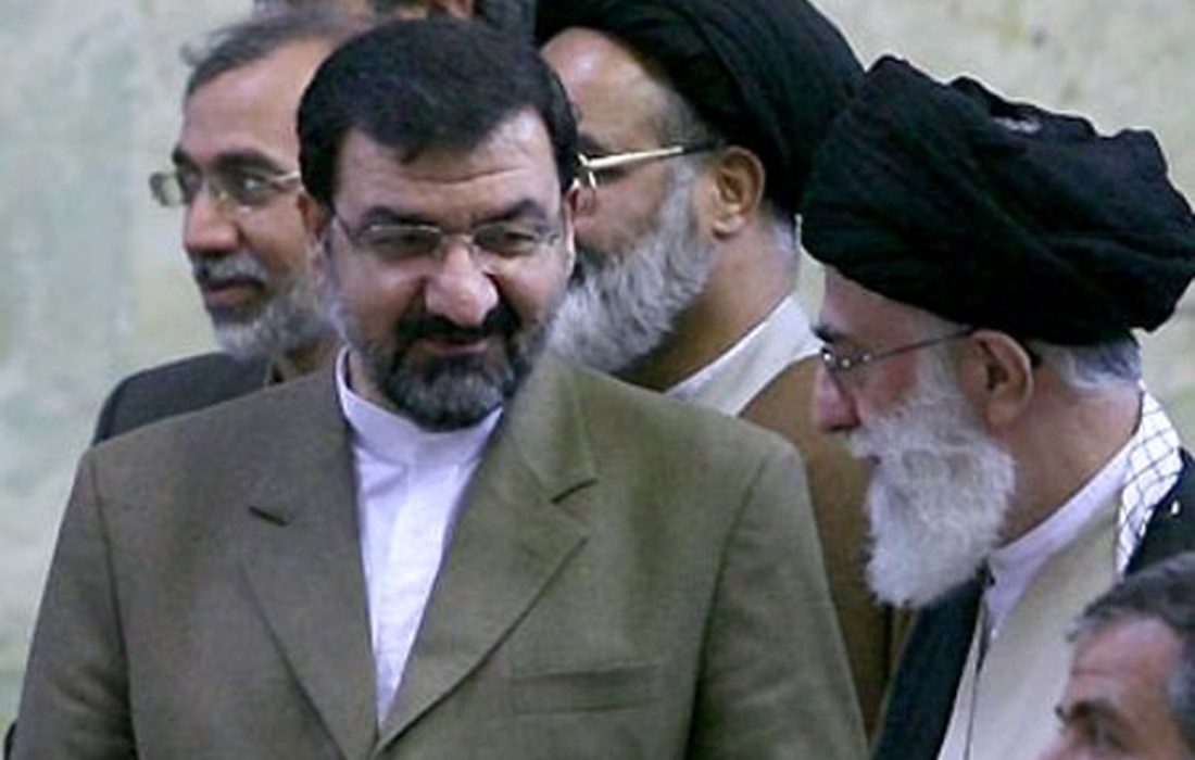 انتقاد محسن رضایی از «سکوت برخی خواص» / بارها، «اشک رهبری» برای یتیمان و محرومان را دیده‌ام
