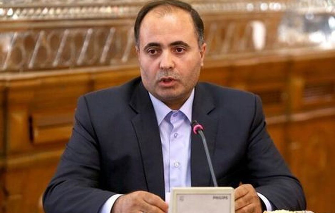 با تغییر افراد و شعار دادن مشکلات حل نمی شود/ هیچ استیضاحی در این مجلس به نتیجه نمی رسد