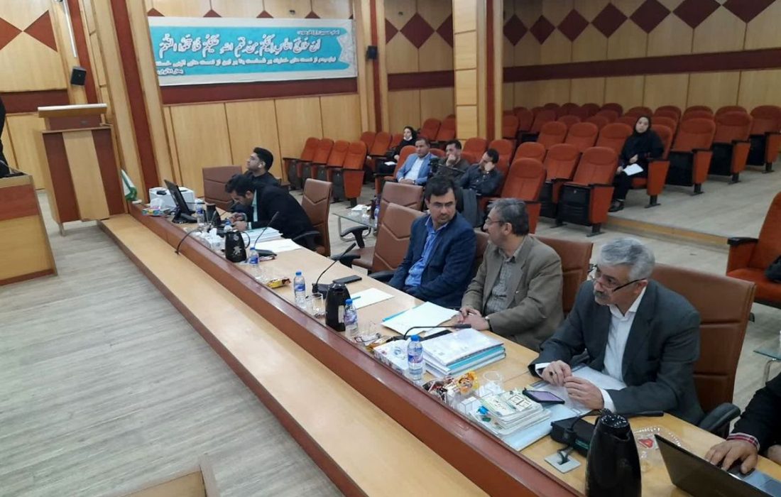 بررسی اصلاحیه بودجه ۱۴۰۱ و کلیات بودجه پیشنهادی ۱۴۰۲ شهرداری کلانشهر اهواز در جلسه شورای اسلامی شهر