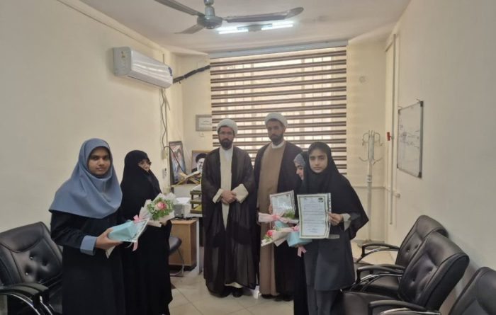 تجلیل از دانش آموزان مقام آور ممتاز قرآنی در مسجدسلیمان