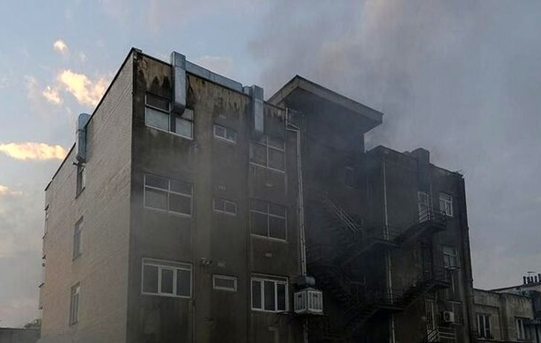 حضور دادستان تهران در محل حادثه آتش‌سوزی ساختمان ۱۵۳ خیابان بهار