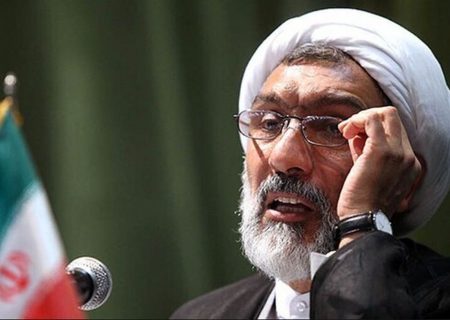 حق نداریم با سلیقه خودمان فضا را «تنگ» کنیم/ با جوانان «همدلی» کنیم تا اعتماد از دست رفته بازگردد