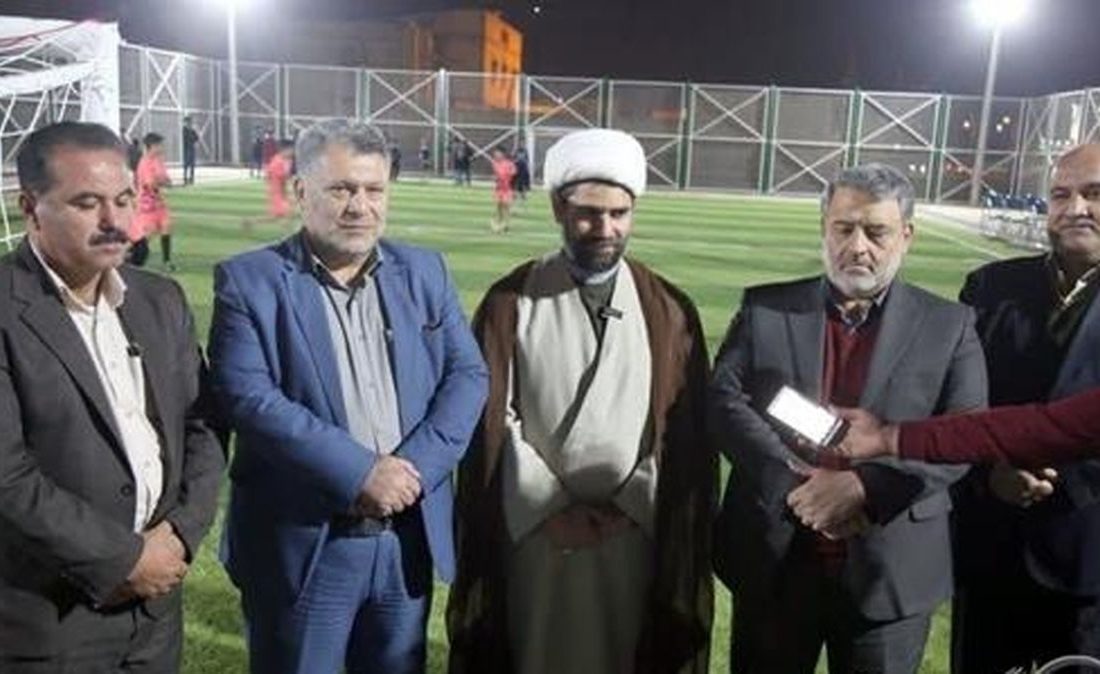 در هشتمین روز از دهه فجر؛ آیین بهره برداری از ۱۰ زمین ورزشی برگزار شد