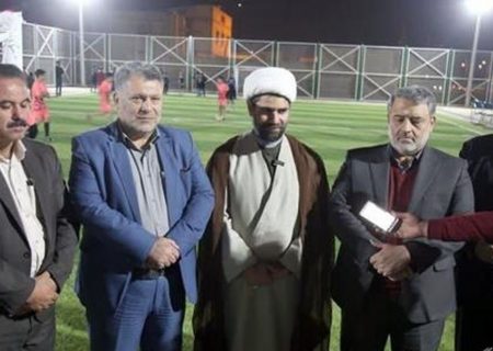در هشتمین روز از دهه فجر؛ آیین بهره برداری از ۱۰ زمین ورزشی برگزار شد