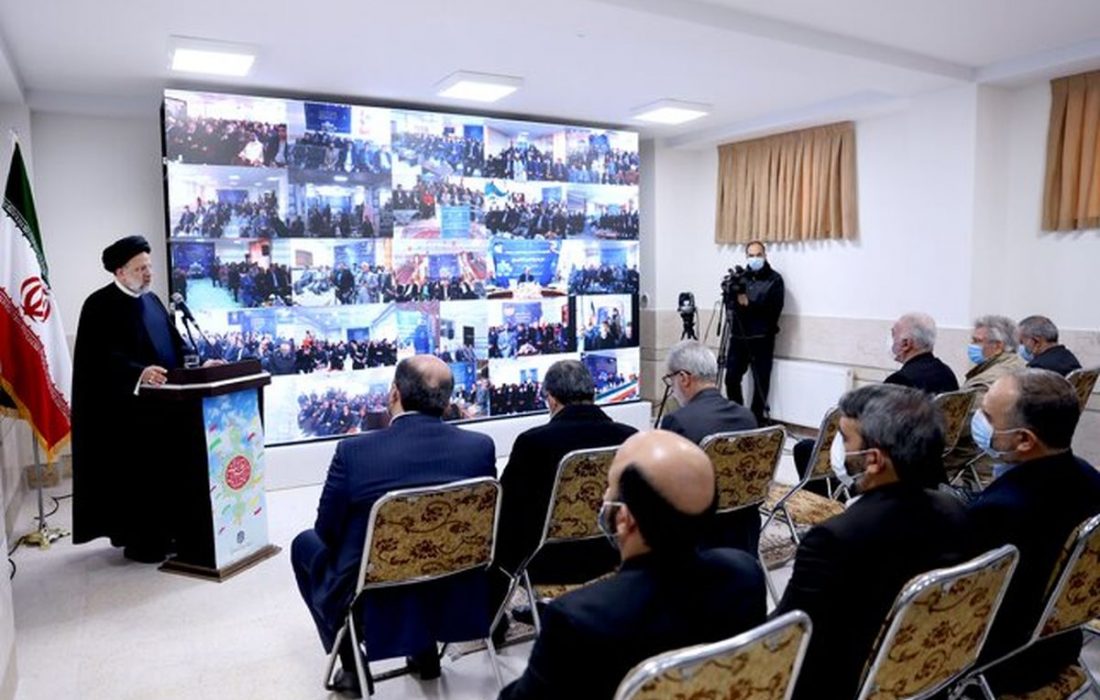 رئیس‌جمهور: کمبود مدرسه در نقاط مختلف با همت دولت و کمک خیرین برطرف می‌شود