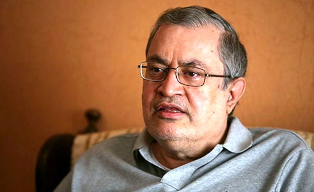 رد خون سعید حجاریان مقابل ساختمان شورای شهر/ عکس
