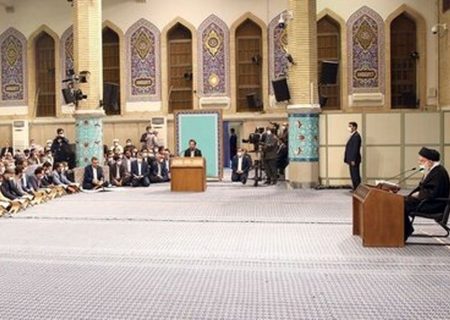 رهبر انقلاب: امروز زیرساخت مسائل قرآنی مهیا است/ تلاوت به قصد اثرگذاری باشد نه آوازخوانی