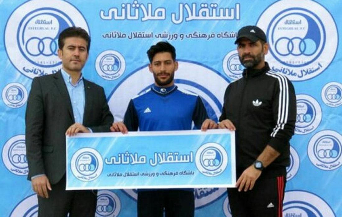 ستاره فوتبال خوزستان مجبور به دست‌ فروشی شد/ عکس