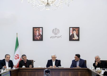 عارف: نباید شایستگان را حذف کرد/ شأن فراملی برخی دستگاه‌ها در تربیت نیرو برای مدیریت کلان