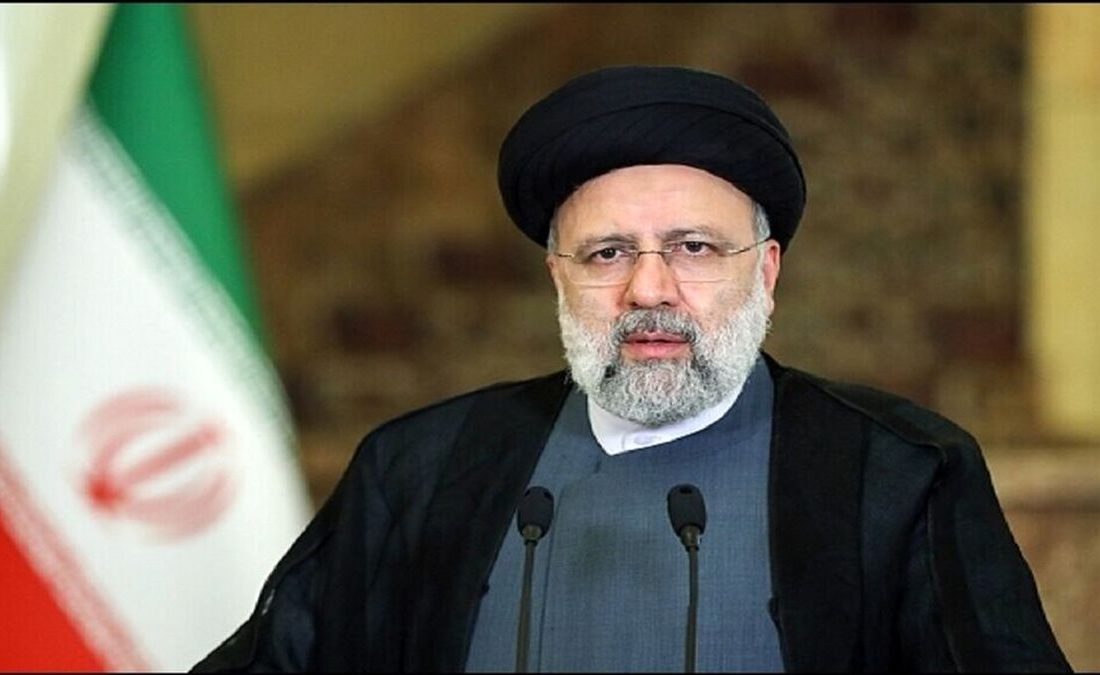عکس سلفی نوجوان دهه هشتادی با رئیس‌جمهور