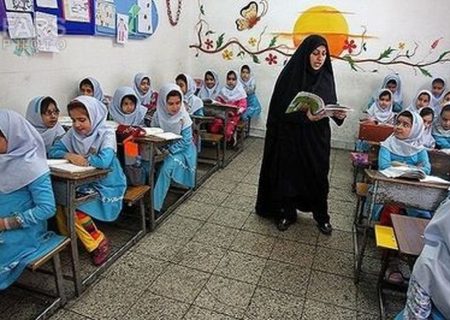 مدارس خوزستان دوشنبه تعطیل نیست