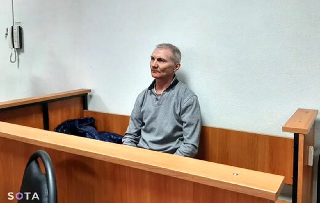 مرد روسی به دلیل نقاشی ضد جنگ دخترش به زندان محکوم شد