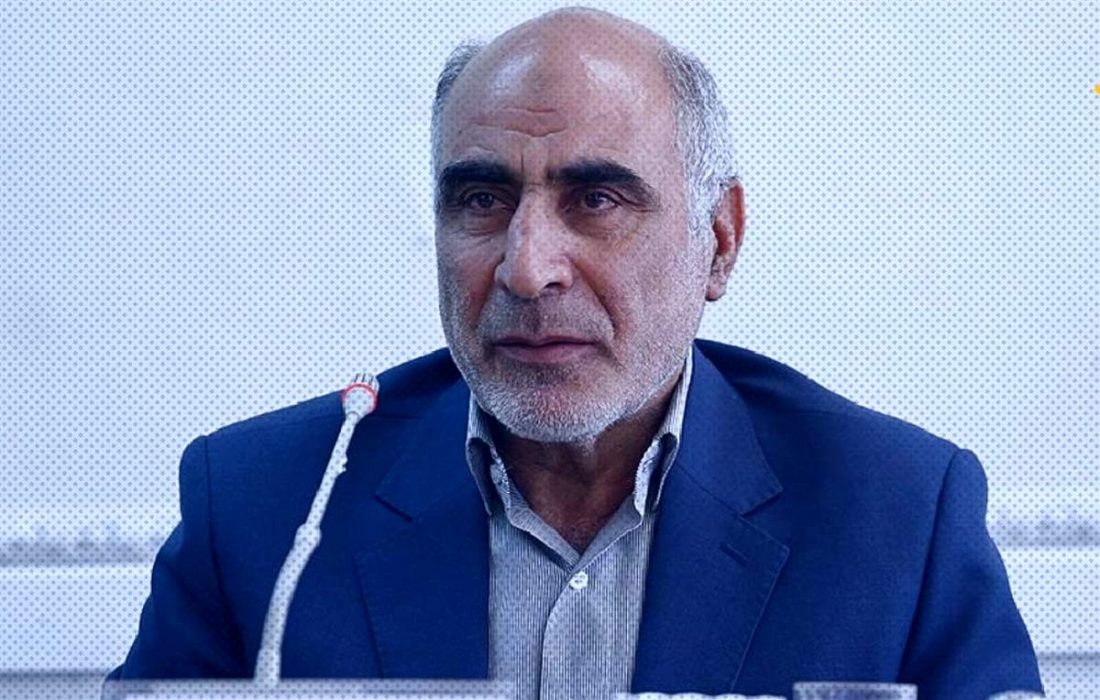 مسمومیت‌ دختران دانش‌آموز واقعیت ندارد/ دشمنان مسمومیت‌سازی و کشته‌سازی می‌کنند/ تا یک نفر عطسه می‌کند، مسئولان باید پاسخ بدهند