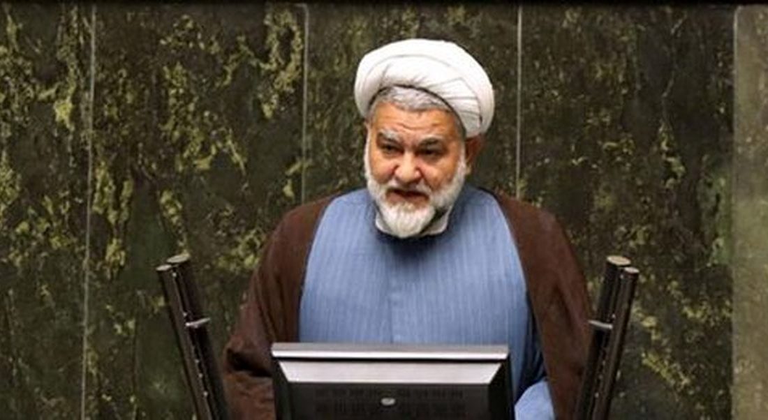 نماینده اصولگرای مجلس: مگر دیوانه‌ایم از رئیسی «سوال» کنیم