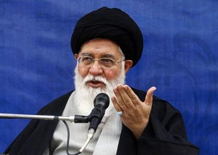 واکنش علم‌الهدی به تحریمش توسط اروپا : امروز عده‌ای خواهان مذاکره با غرب هستند