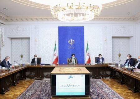 چشم اندازی برای حل مشکلات نیست و با نوعی یکدندگی روبرو هستیم