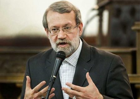 کلاس درس علی لاریجانی در دانشگاه تهران چگونه است؟/ ویدئو